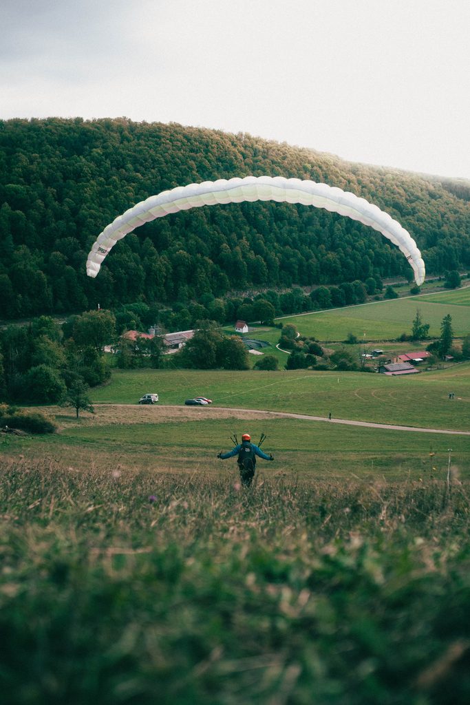 Gleitschirm beim Start